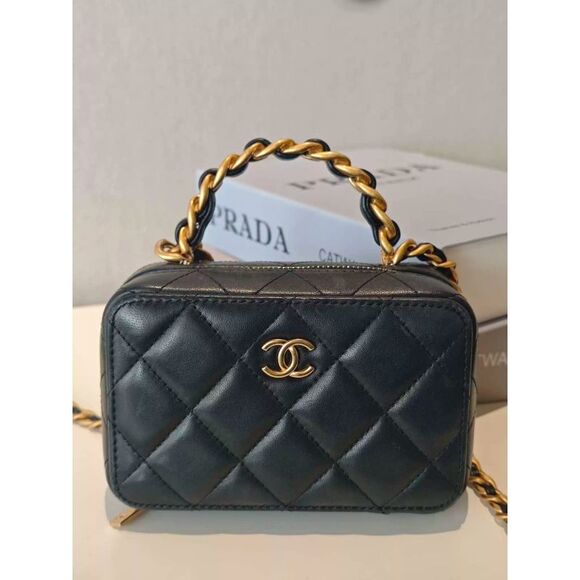 Chanel Handbags - Chanel Women Pre-Loved Bag Very Good Condition